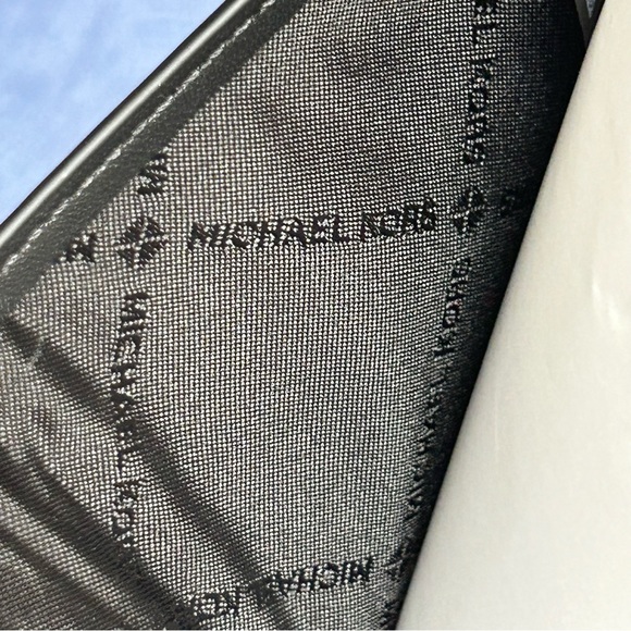 New Michael Kors Men’s Slim Billfold Bi-Fold Wallet Andy Black 86F2SANF5V NWT - Picture 17 of 17
